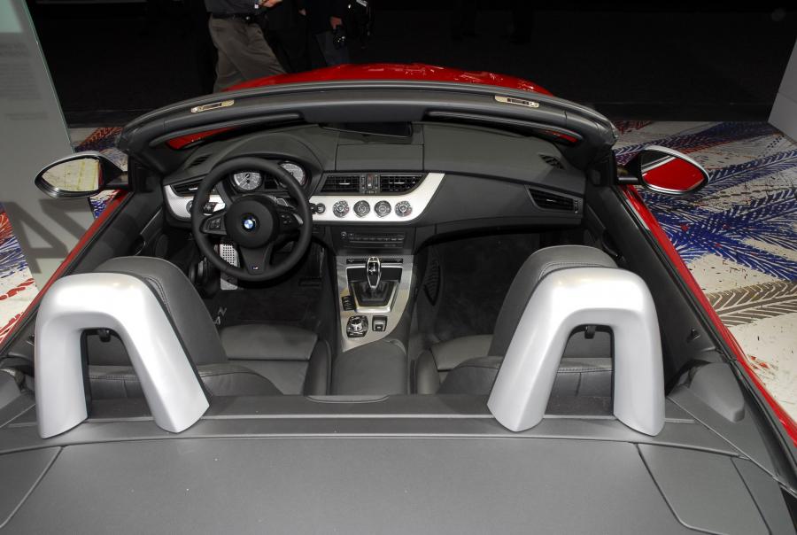  BMW Z4 sDrive 3.5is 2010 года  (фото 45 из 62)